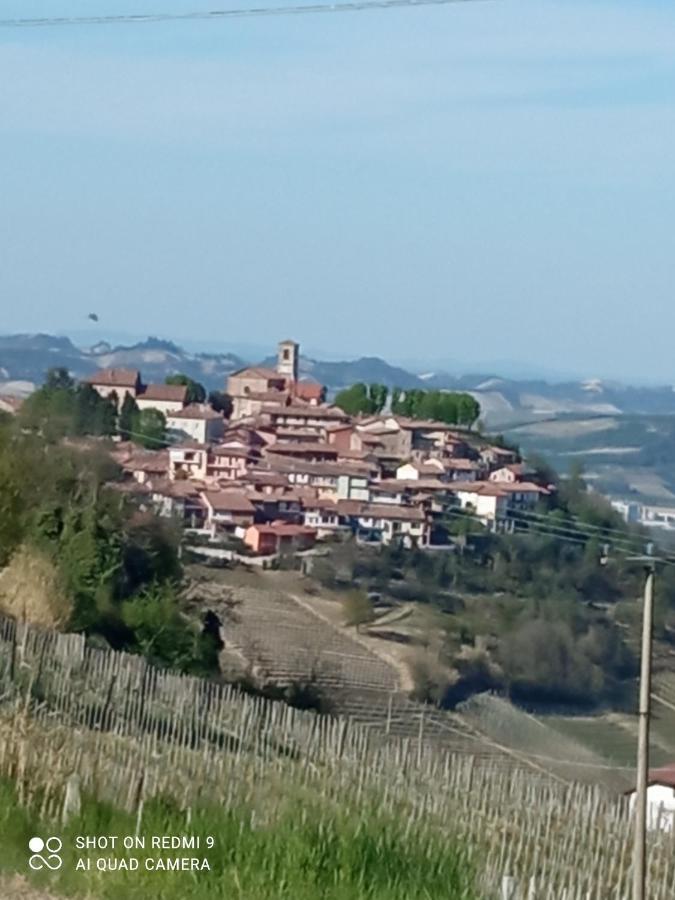 Apartamento Il Cortiletto Verduno Exterior foto