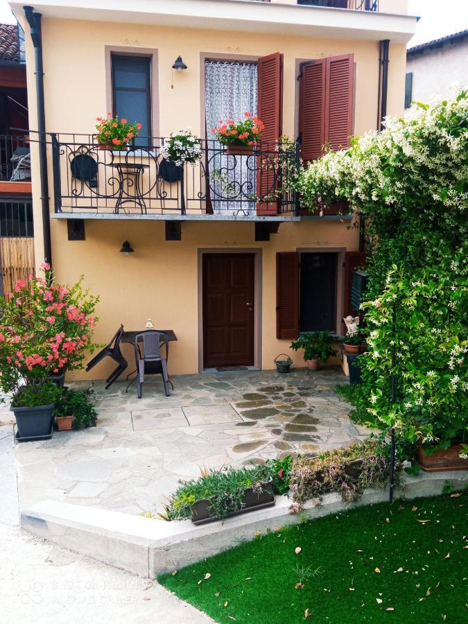 Apartamento Il Cortiletto Verduno Exterior foto